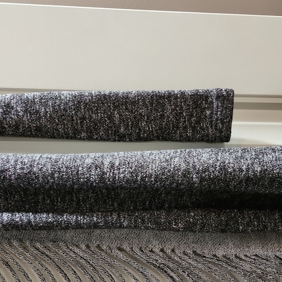 Hot and Delicious Distressed Duster - Picture 4 of 7